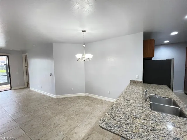 7818 Bristol Cir, Naples, Florida 34120