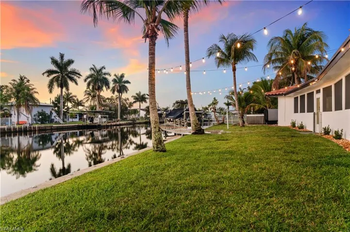 429 Cross St, North Fort Myers, Florida 33903