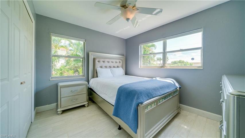 Guest bedroom #2.