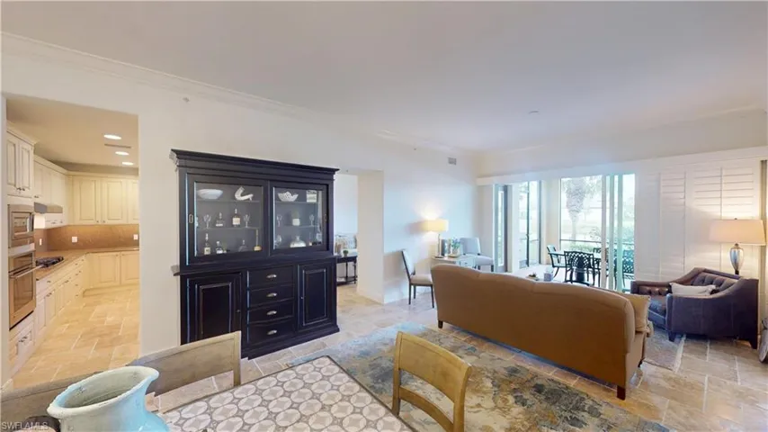 Living room with crown molding