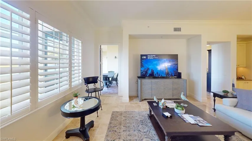 Living room with crown molding