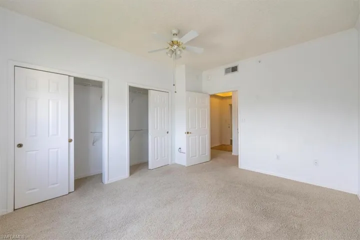 900  Arbor Lake  DR, Naples, FL 34110