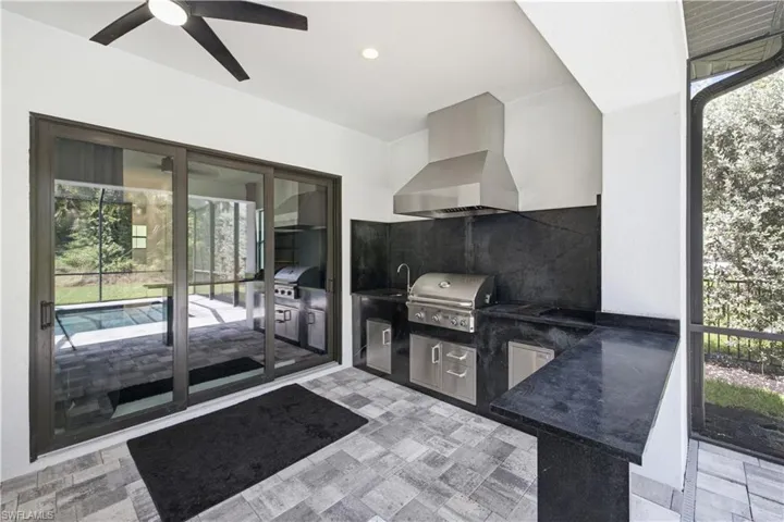 829 16th Ave Sw, Naples, Florida 34117