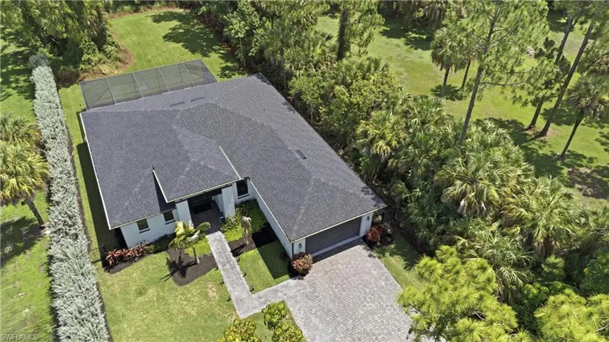 829 16th Ave Sw, Naples, Florida 34117