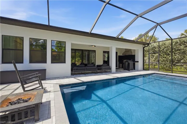 829 16th Ave Sw, Naples, Florida 34117