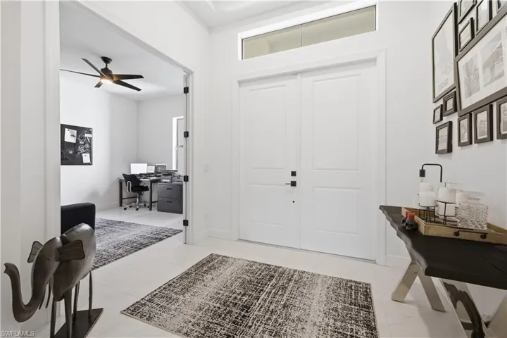 829 16th Ave Sw, Naples, Florida 34117