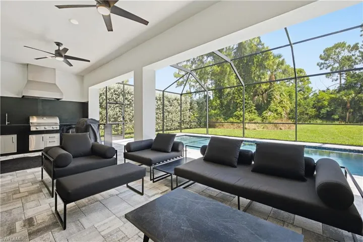 829 16th Ave Sw, Naples, Florida 34117
