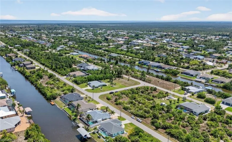 10187 Hyler Pl, Port Charlotte, Florida 33981