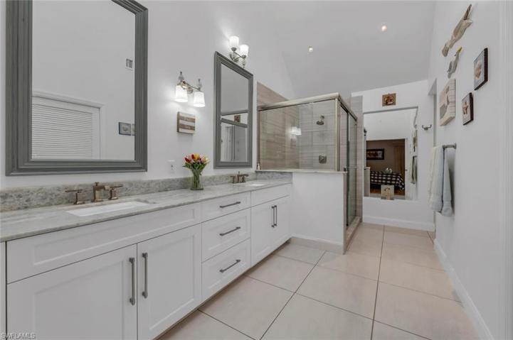 637 Bridgeway LN # 1, NAPLES FL 34108