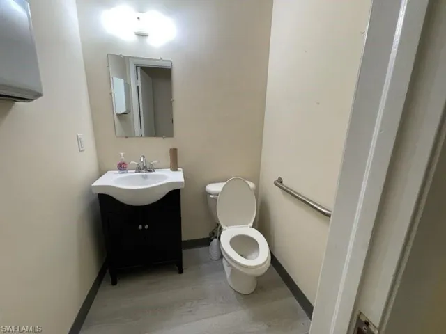 Men's Bathroom