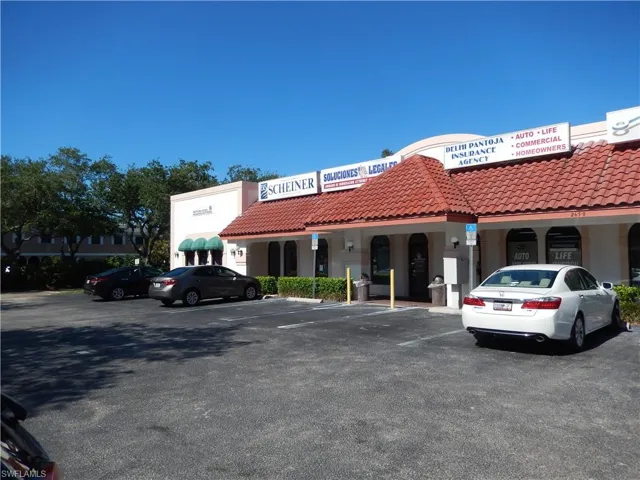 2650  Airport S RD, Naples, FL 34112