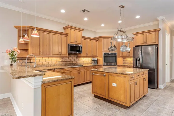 2938 SW 40th  ST, Cape Coral, FL 33914
