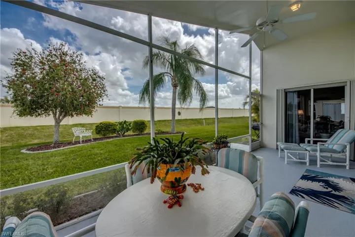 SCREENED LANAI
