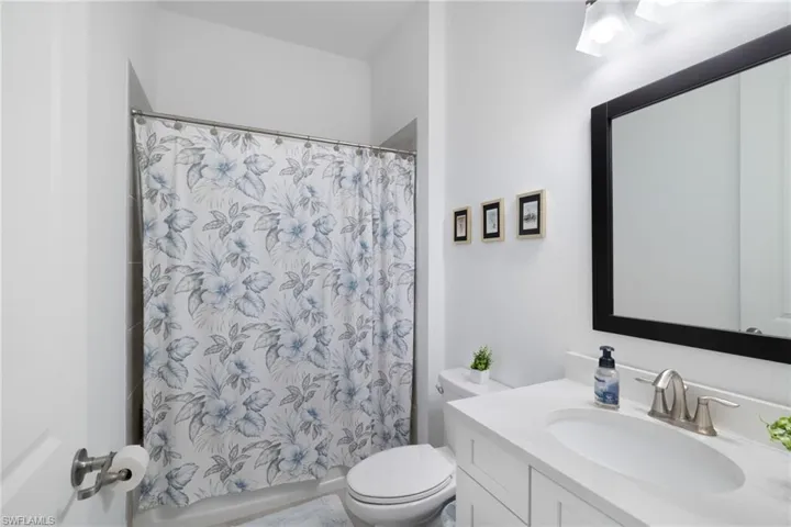 13682 Blue Bay Cir, Fort Myers, Florida 33913