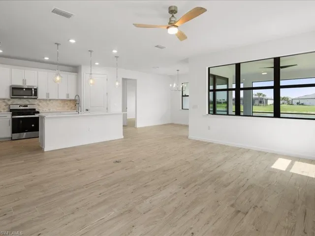 18262  Parksville  DR, Estero, FL 33928