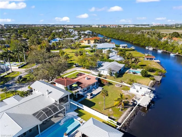 2295 Harbor Rd, Naples, Florida 34104