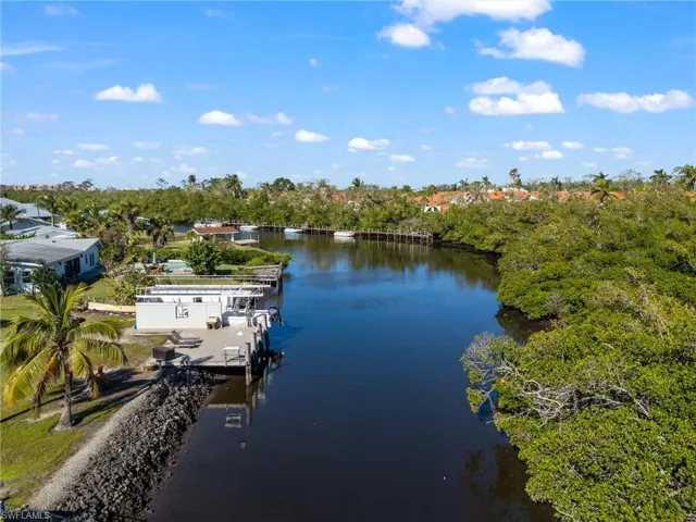 2295 Harbor Rd, Naples, Florida 34104