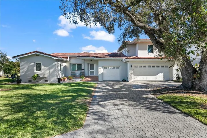 2295 Harbor Rd, Naples, Florida 34104