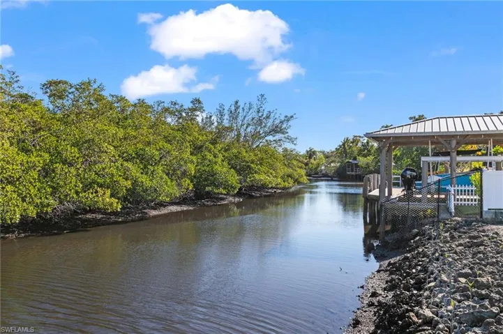 2295 Harbor Rd, Naples, Florida 34104