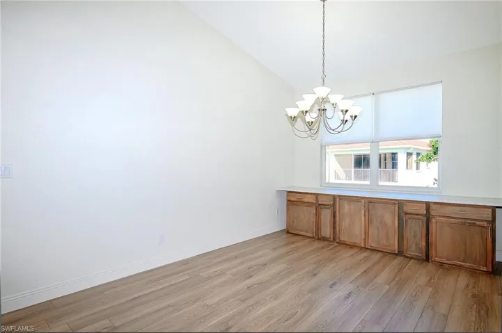 635  Lalique  CIR, Naples, FL 34119
