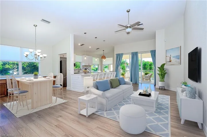 635  Lalique  CIR, Naples, FL 34119
