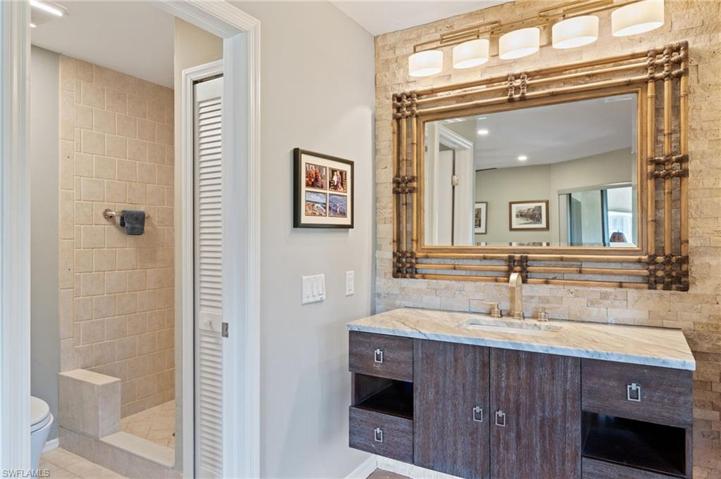 Shower to the left