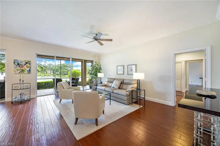 558 Vintage Reserve Ln 19a, Naples, Florida 34119