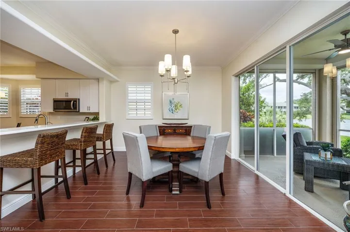 558 Vintage Reserve Ln 19a, Naples, Florida 34119