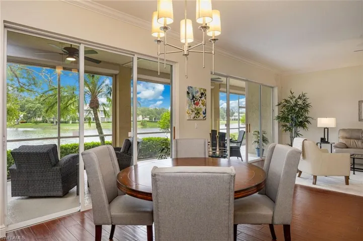558 Vintage Reserve Ln 19a, Naples, Florida 34119