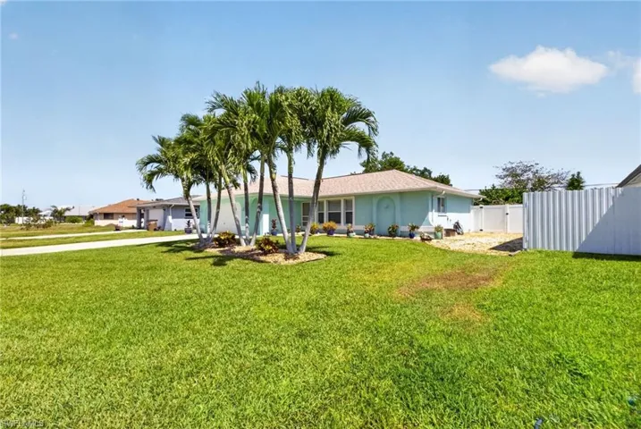 1309 SE 37th  TER, Cape Coral, FL 33904