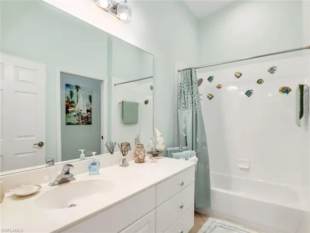 6790  Beach Resort  DR, Naples, FL 34114