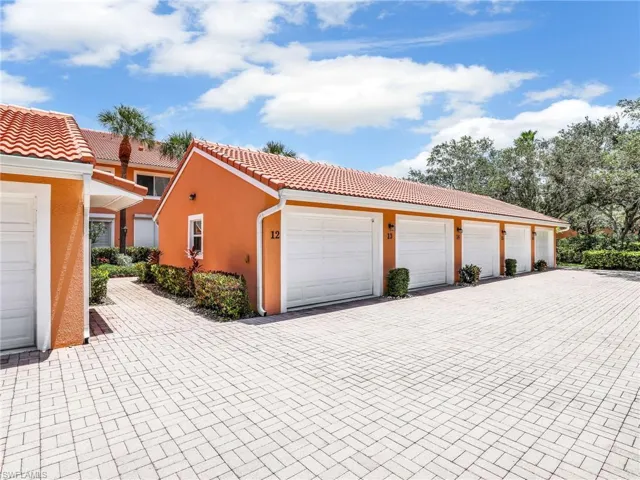 6790  Beach Resort  DR, Naples, FL 34114