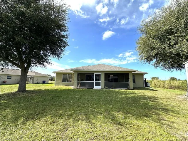 5902  Hanna N AVE, Lehigh Acres, FL 33971