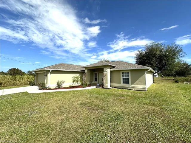 5902  Hanna N AVE, Lehigh Acres, FL 33971