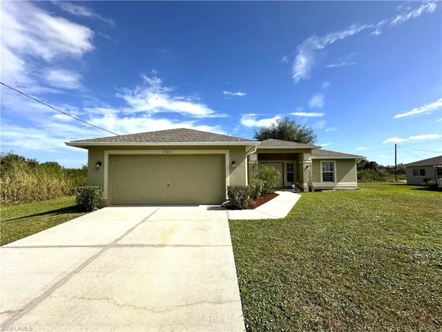 5902  Hanna N AVE, Lehigh Acres, FL 33971
