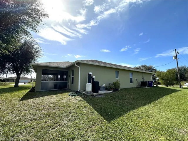 5902  Hanna N AVE, Lehigh Acres, FL 33971
