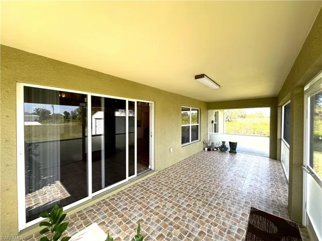 5902  Hanna N AVE, Lehigh Acres, FL 33971