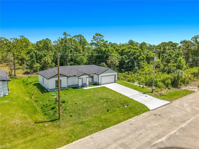 303 Long Ave S, Lehigh Acres, Florida 33974