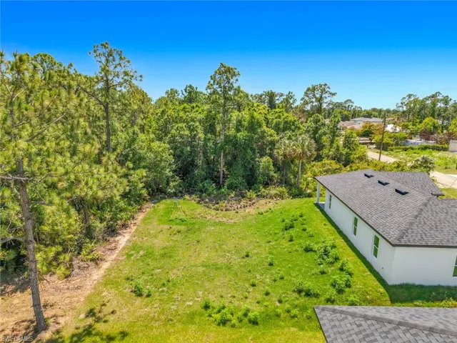 303 Long Ave S, Lehigh Acres, Florida 33974