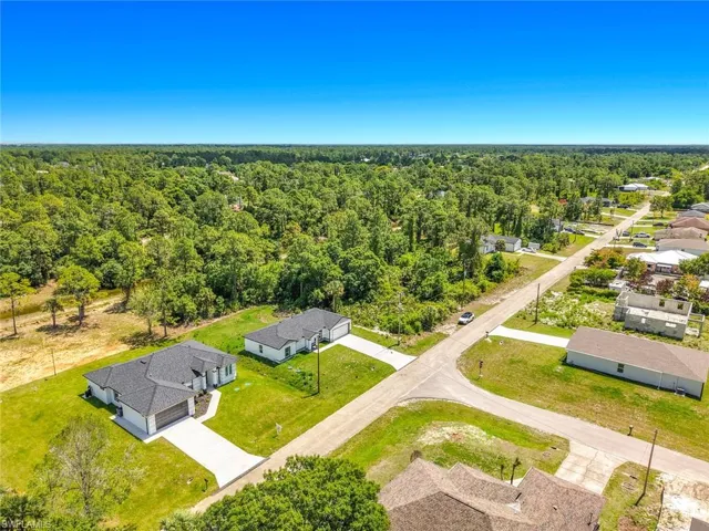 303 Long Ave S, Lehigh Acres, Florida 33974