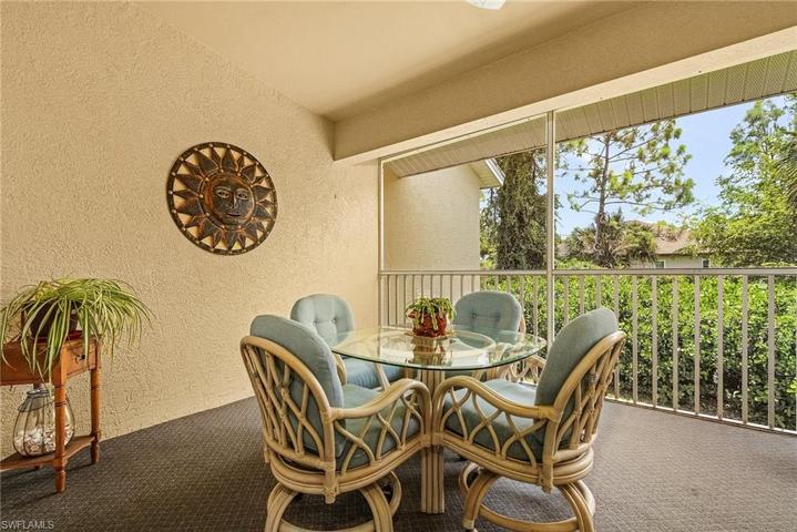 Lanai Living Room Entrance