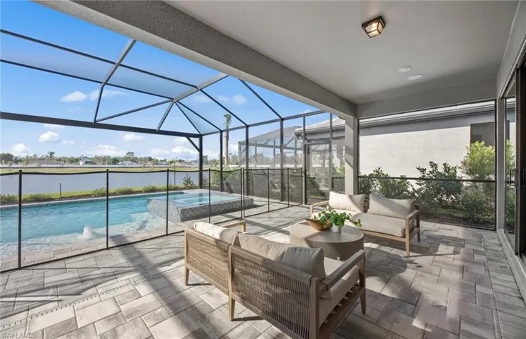 Photos are of a model home. Illustration purposes only.