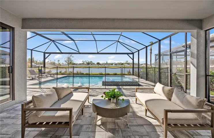 Photos are of a model home. Illustration purposes only.