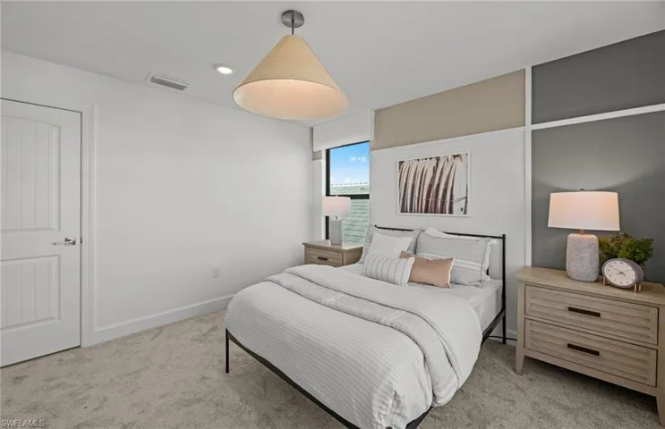 Photos are of a model home. Illustration purposes only.