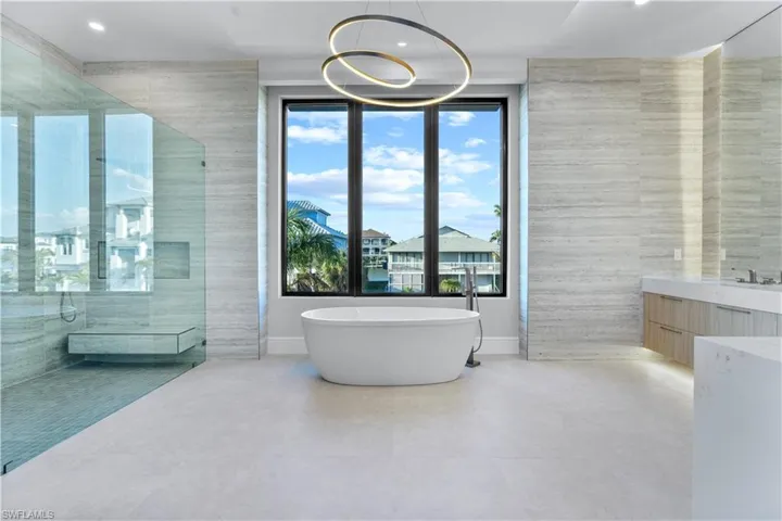 Walk-in Shower & Soaking Tub