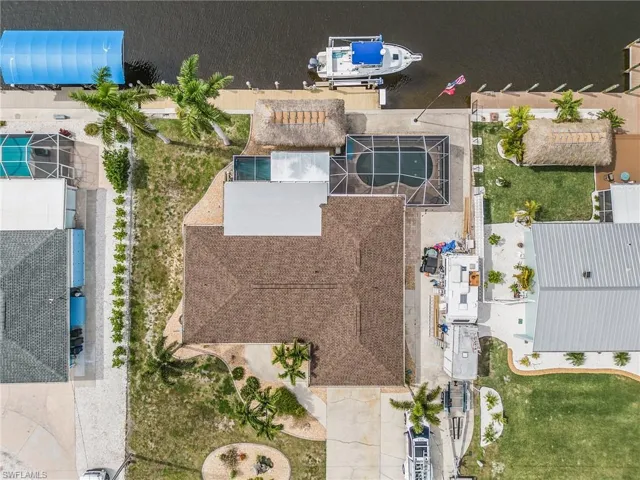 2669 Sanibel BLVD, ST. JAMES CITY FL 33956