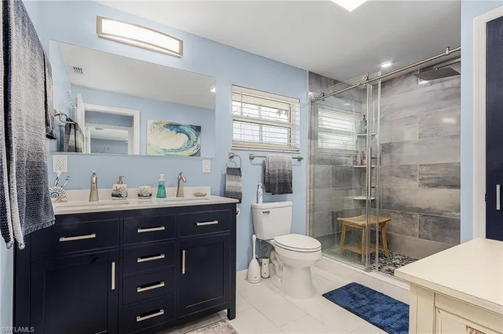 2669 Sanibel BLVD, ST. JAMES CITY FL 33956