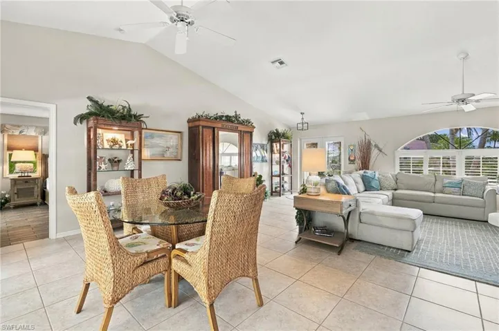8880 Staghorn Way, Fort Myers, Florida 33908