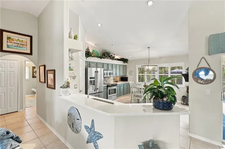 8880 Staghorn Way, Fort Myers, Florida 33908