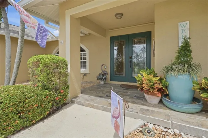 8880 Staghorn Way, Fort Myers, Florida 33908